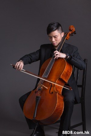 (太子) 專業大提琴導師 Mr. Leung，音樂系畢業，演奏級大提琴課程 